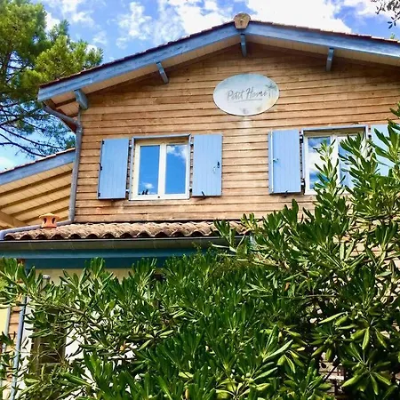 Villa Le Petit Havre In Summer Lacanau